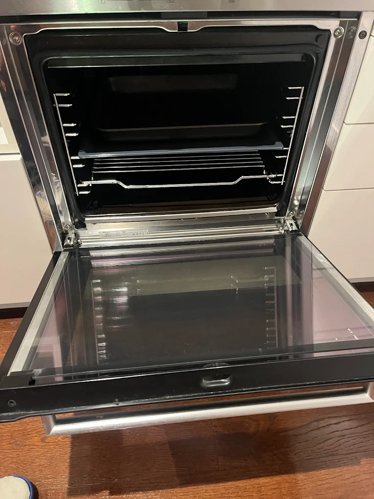 Oven Deep Clean - Elite Bond Cleaning